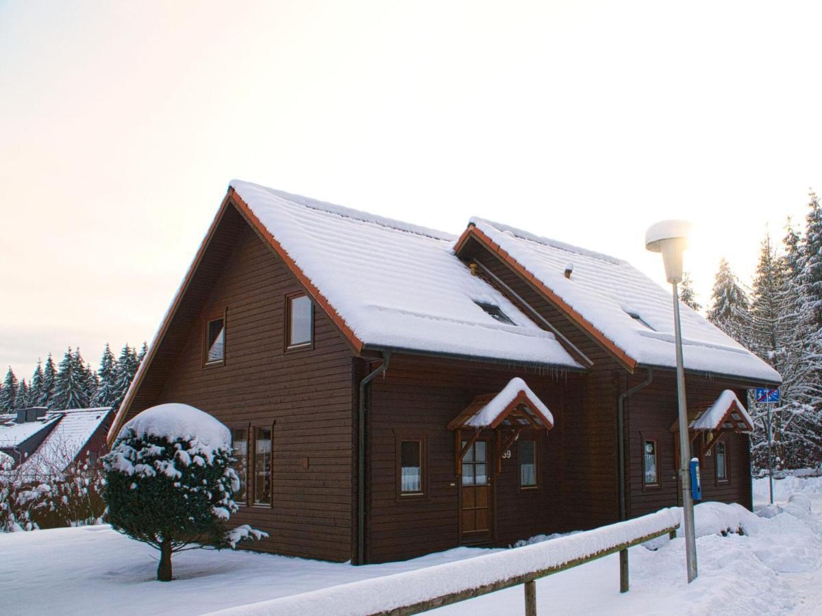 Doppelhaushaelfte In Hasselfelde Villa Exterior photo